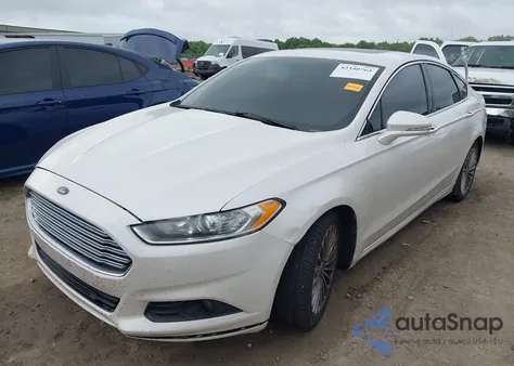 2016 Ford Fusion Titanium z USA, uszkodzony, nr VIN 3FA6P0K96GR103571